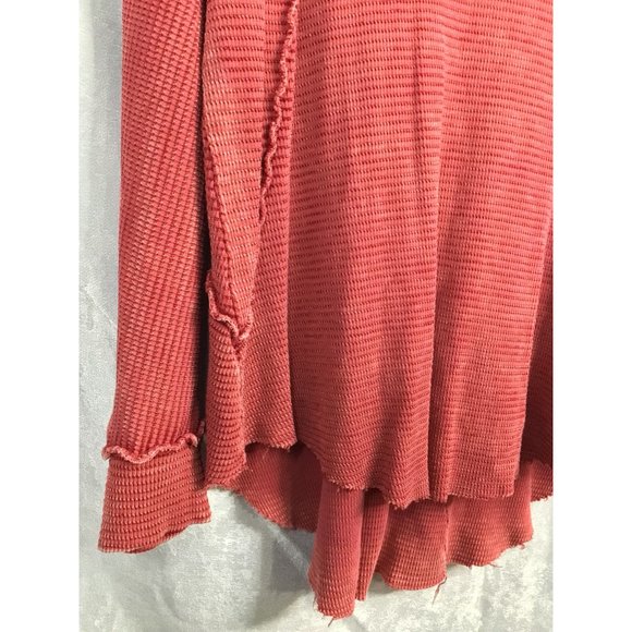 American Able Women's Distressed Waffle Knit Long Sleeve Medium Red - Picture 10 of 11